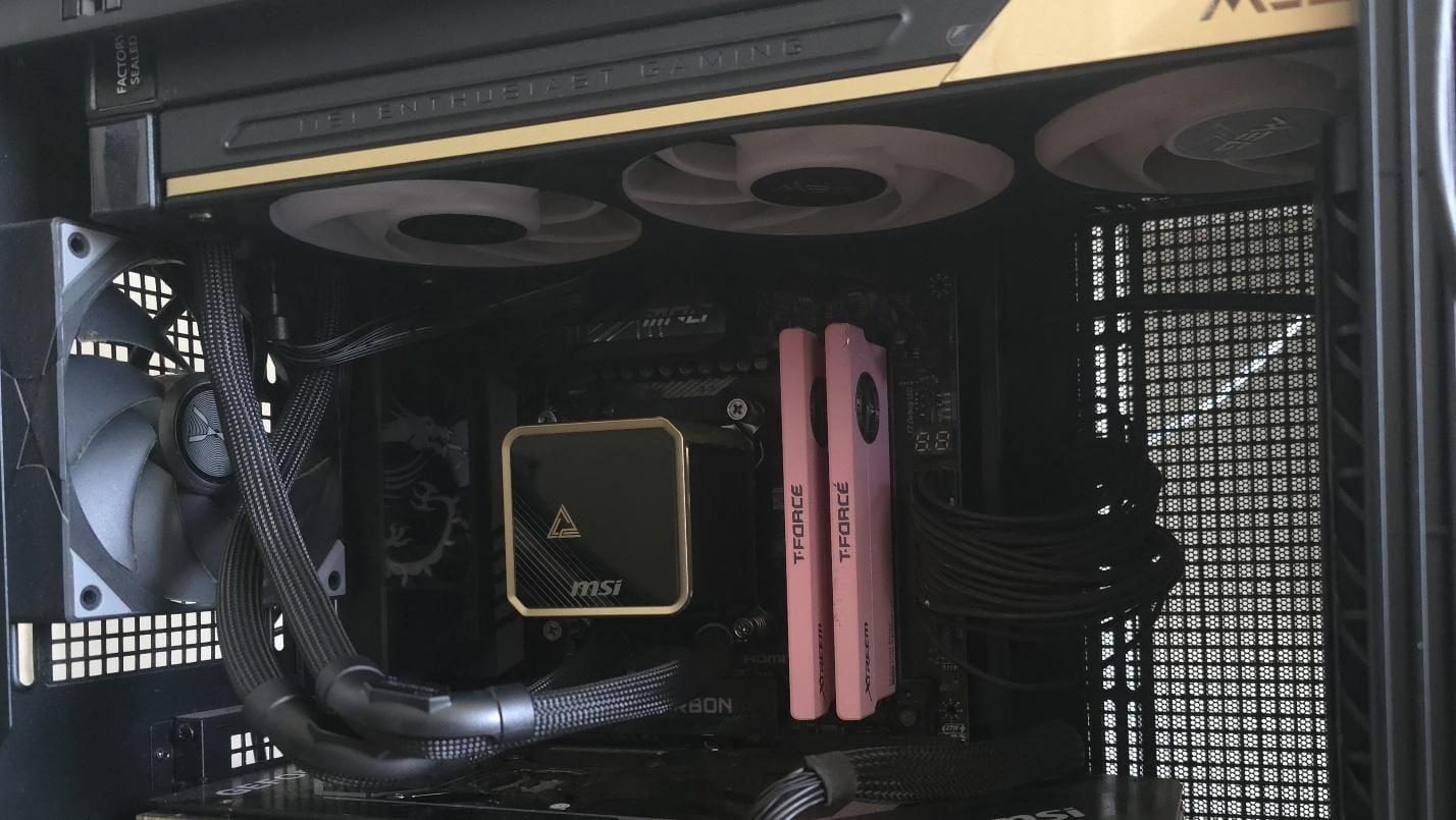 Обзор системы жидкостного охлаждения MSI MEG CoreLiquid E15 360 — иллюстрация 15 к материалу