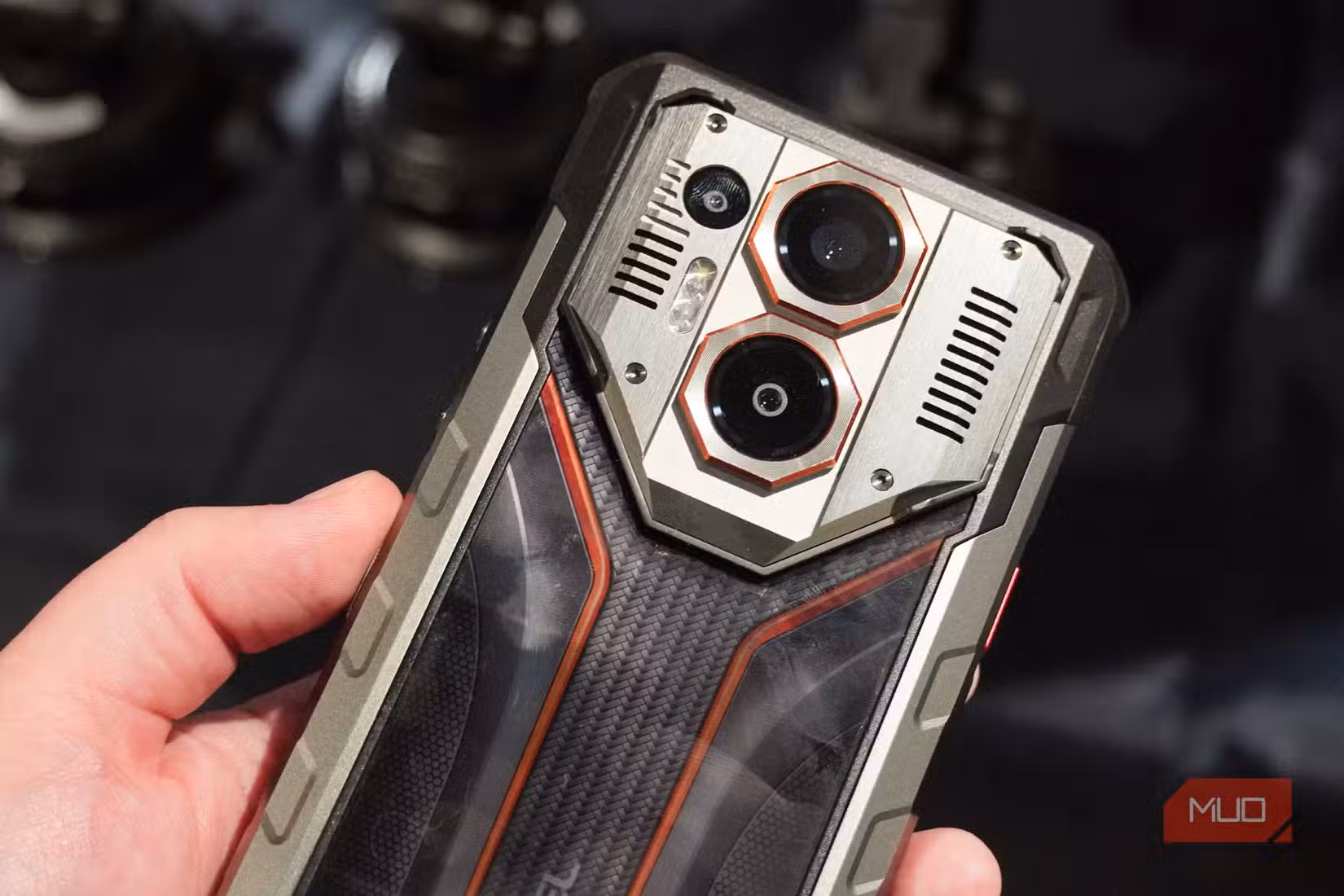 Обзор смартфона Oukitel WP70 Ultra с аккумулятором 16 000 мА·ч — иллюстрация 6 к материалу Обзор смартфона Oukitel WP70 Ultra с аккумулятором 16 000 мА·ч — иллюстрация 6 к материалу