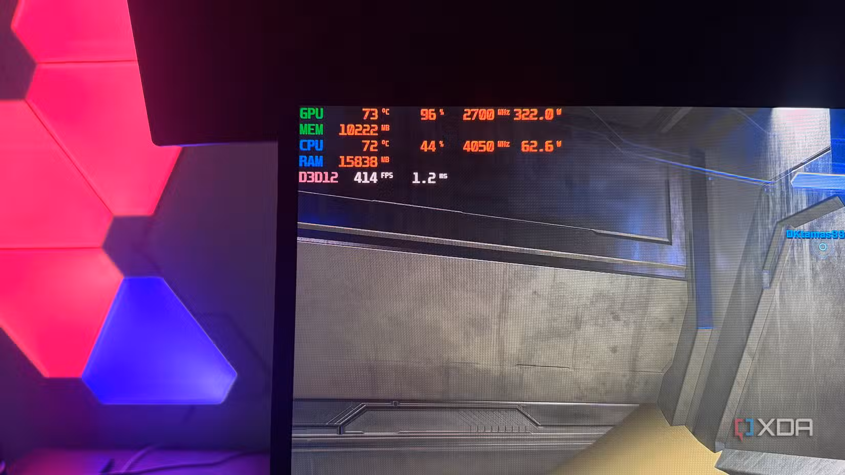 Процессор AMD Ryzen 7 9800X3D на упаковке Процессор AMD Ryzen 7 9800X3D на упаковке